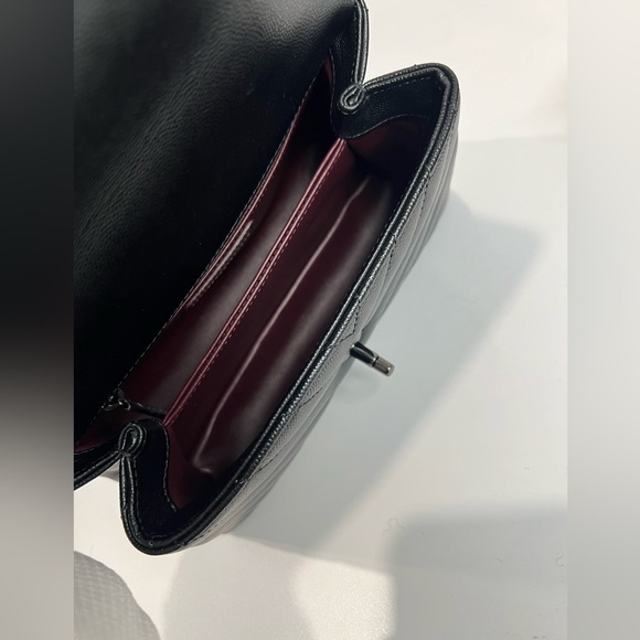 Chanel Black Chevron Coco Handle w Black Hardware - Picture 11 of 17